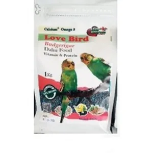 غذای مرغ عشق