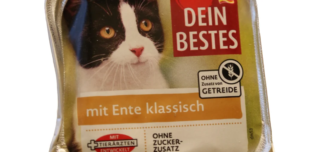 ووم گربه دین بستس طعم اردک